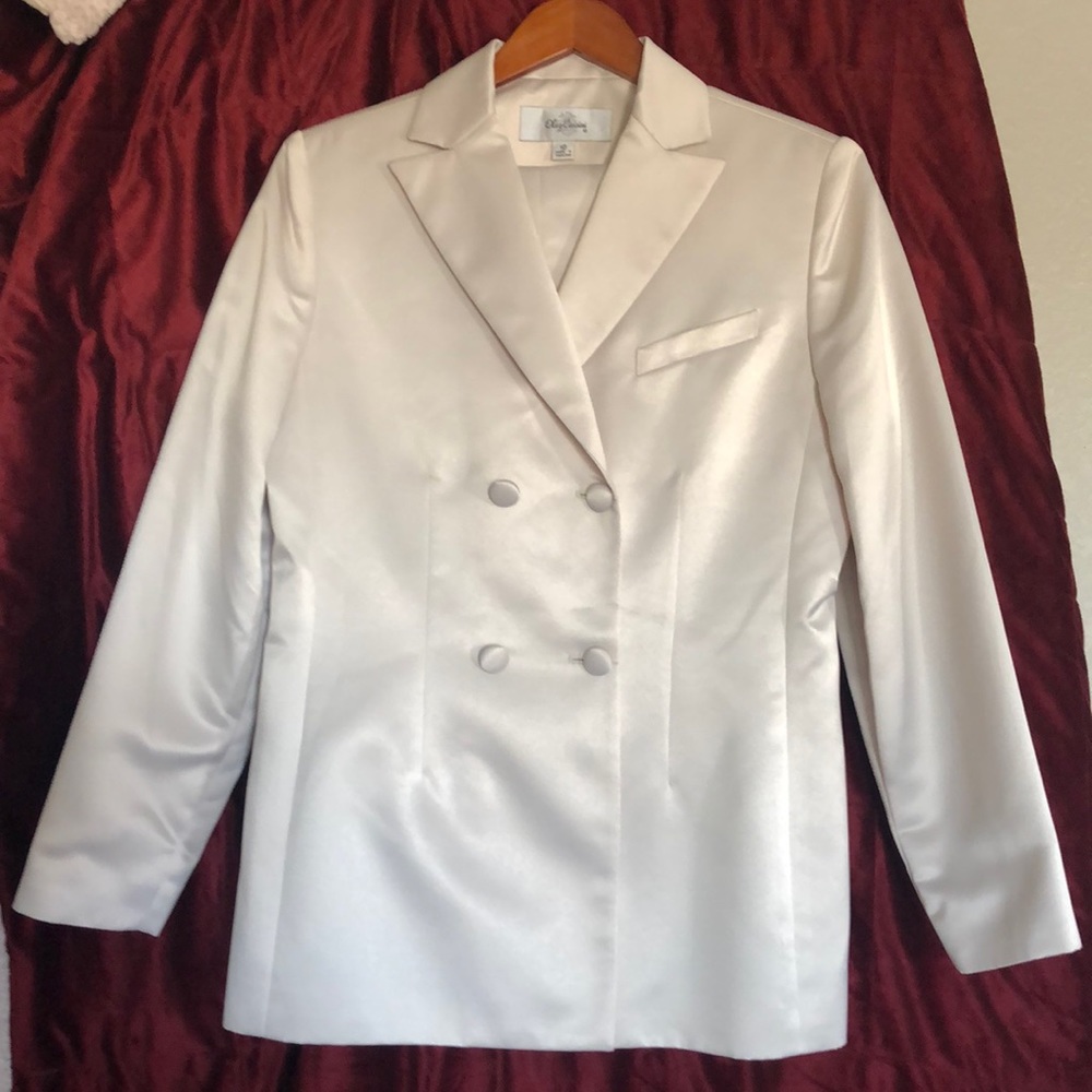 Double Breasted Pantsuit, fully lined.